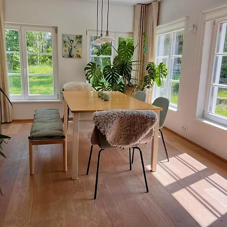 Semesterbostad Forest Escape 35min From Tallinn - Hottub & Sauna Syytme