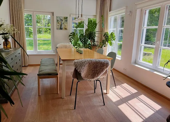 Dom wakacyjny Forest Escape 35min From Tallinn - Hottub & Sauna Syytme